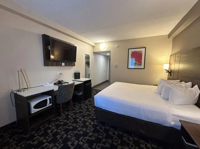 غرفة بسرير مزدوج، Baymont by Wyndham Medicine Hat 4/5