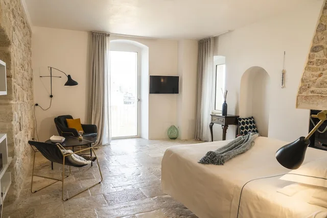 Deluxe, Suite, King Bed, Ocean Front, Balcony، Antico Mondo 6/10