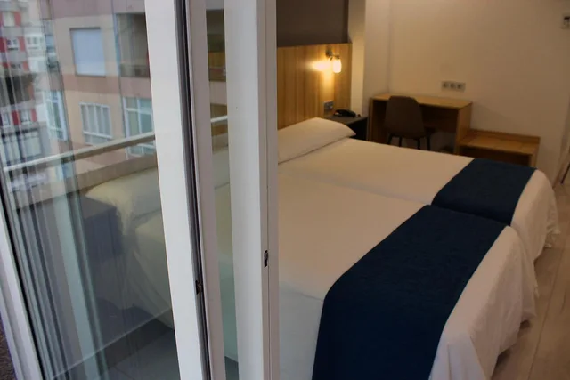 غرفة بسريرين منفصلين، Hotel Altiana 2/8