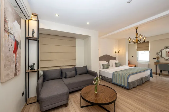 غرفة بسرير كينج 303، Hotel the Marions Suite 7/10