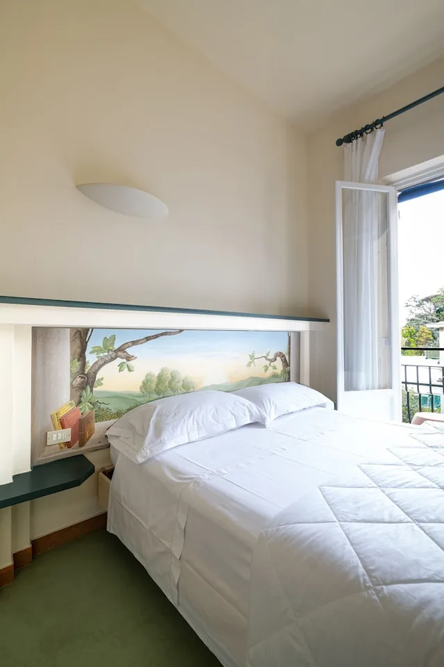 غرفة أساسية بسرير كوين، Hotel Minerva 1/10