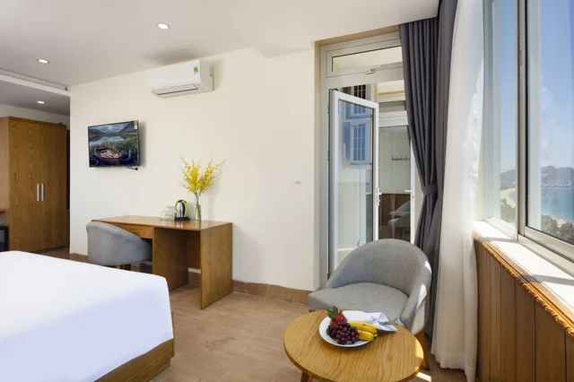 غرفة سوبيريور بسريرين منفصلين بإطلالة على المدينة، Quang Vinh Hotel 5/10