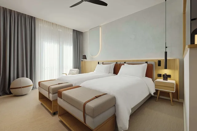 Sir, Standard, Twin Beds, Mountain View، SIRO Porto Montenegro 2/10