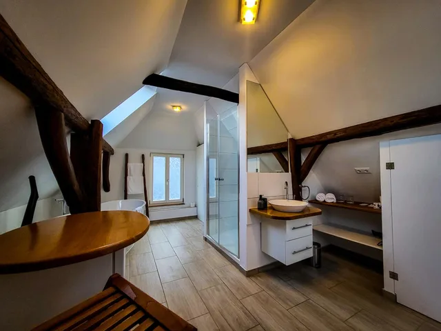 غرفة قياسية بسرير مزدوج، Hotel Zum Lowen 10/10
