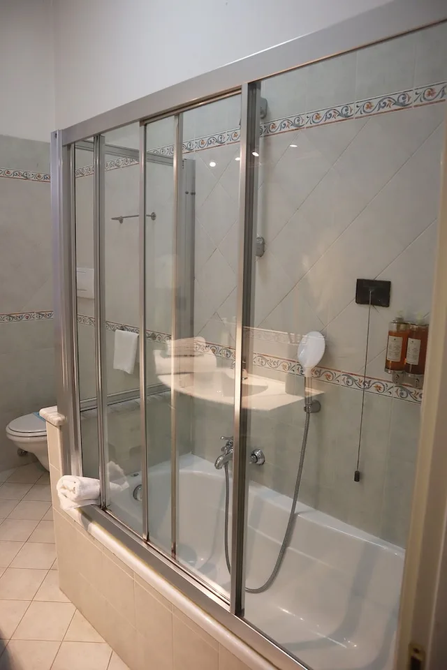 Basic, Twin Beds, Terrace, Gardenia Hotel 5/5