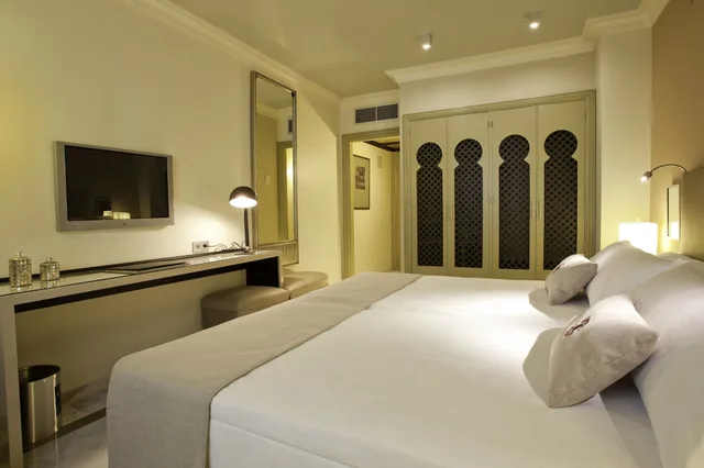 Room, Triple, Vincci Albayzin Hotel 6/10