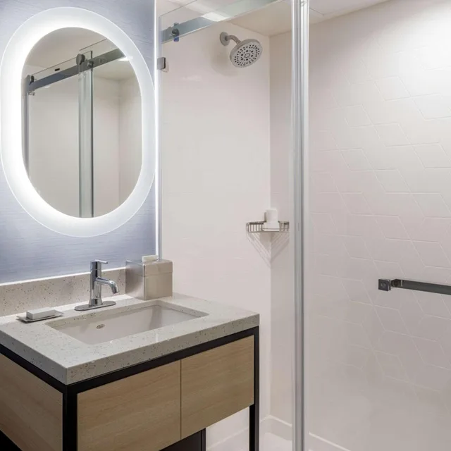 Room, King Bed, Sofa, Hilton Garden Inn Dana Point Doheny Beach 6/6