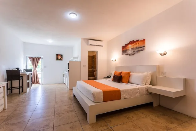 1 Bedroom, Suite, King Bed, Resort View, Kitchenette, La Vue Boutique Inn 6/10