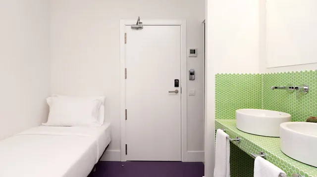 غرفة ثلاثية بثلاثة أسرّة، HOSTAL BUELTA 1/4