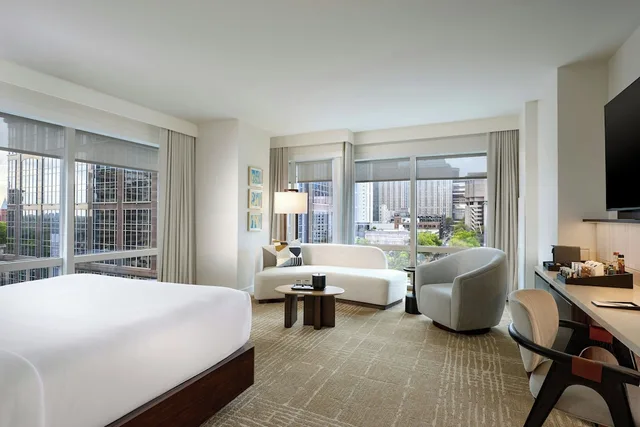 Deluxe, King Bed, W Atlanta Downtown 3/10