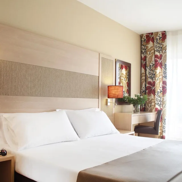 غرفة بسرير مزدوج أو سريرين منفصلين، Augusta Club Hotel And Spa - Adults Only 1/3