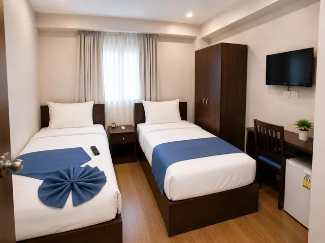 غرفة ديلوكس بسرير مزدوج أو سريرين منفصلين، Miramar Downtown Hotel 1/9
