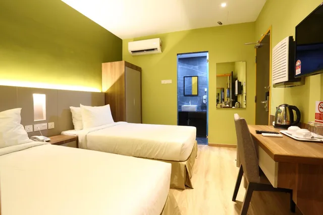 غرفة ديلوكس بسريرين منفصلين، Yee Hotel 1/1