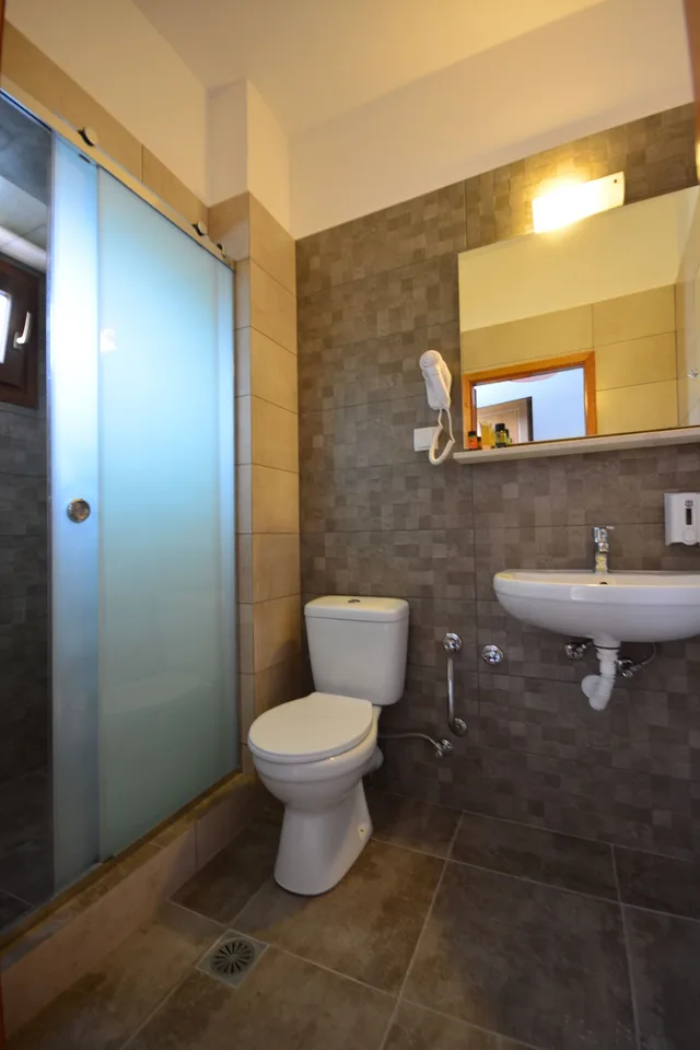 غرفة قياسية بسرير مزدوج، Spiros Soula Hotel 6/10