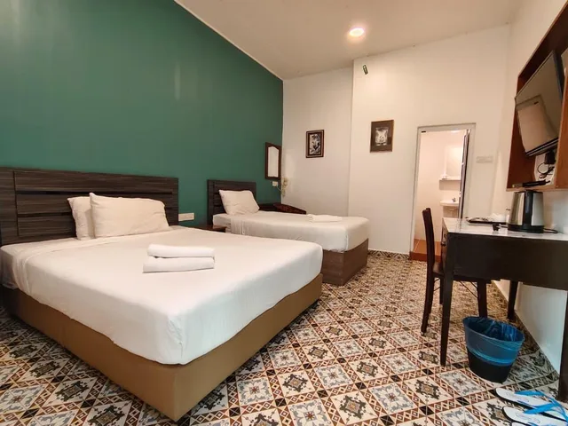 غرفة ثلاثية في طابق مرتفع، Pearl Inn 1/1