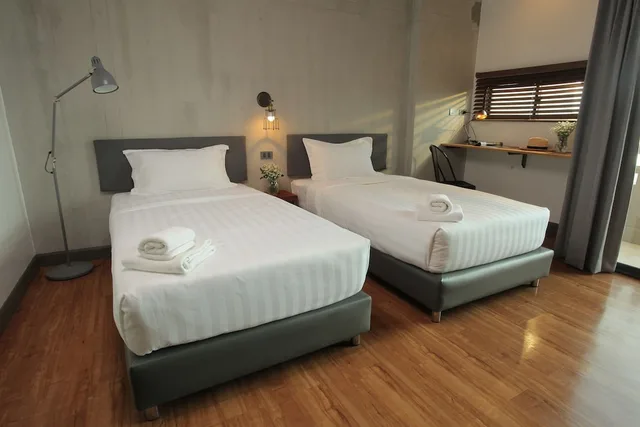 غرفة بسريرين منفصلين، Space 59 Hotel 2/3