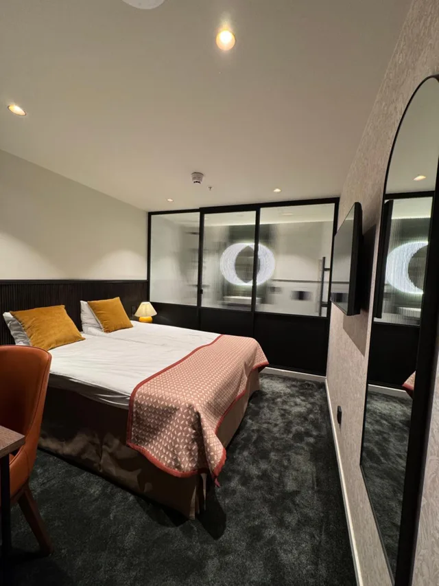 غرفة صغيرة مزدوجة، Crystal Plaza Hotel 8/10
