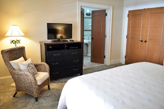 غرفة سوبيريور بسرير كينج، JH Adams Inn, Trademark Collection by Wyndham 4/5