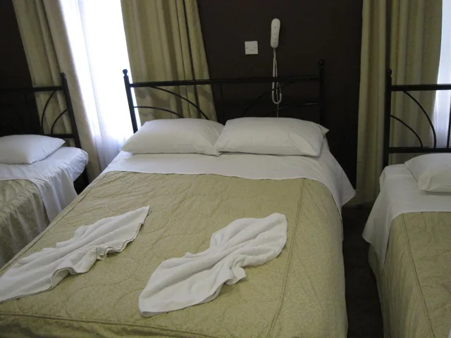 Suite, Central Hotel 3/5