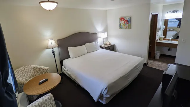 غرفة بسرير كينج، Fairground Inn Monroe WA 4/10