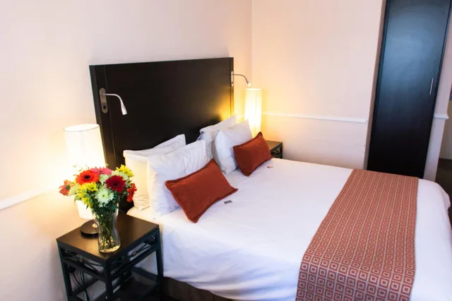 Standard, King Bed, Mercure Johannesburg Midrand 9/10