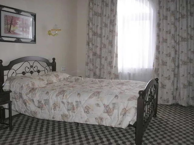 غرفة قياسية مفردة بسرير كوين، Asia Bukhara Hotel 1/1