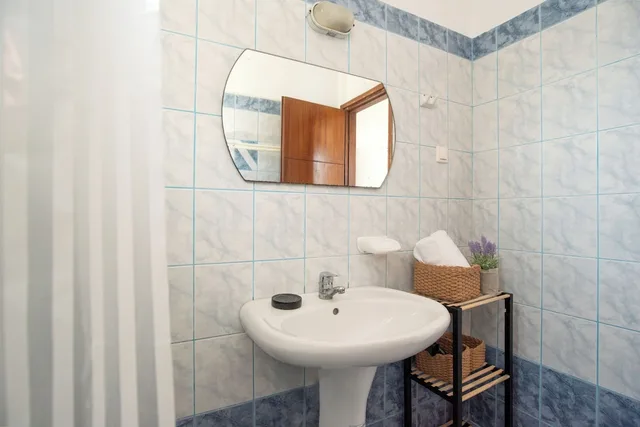 Fiore Azzurro، Corfu 50/50
