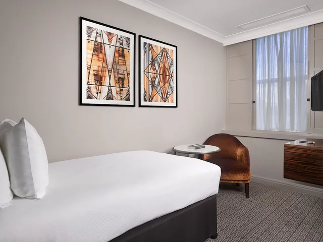 غرفة سوبيريور كبيرة مفردة بسرير فردي، Strand Palace Hotel 1/5