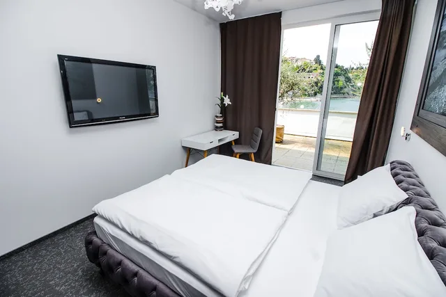 Superior, Queen Bed, Beach Front، Barbara Piran Beach Hotel And Spa 7/10