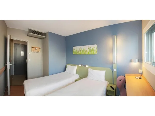 Room, Twin Beds, Ibis Budget Tours Centre Gare 3/9