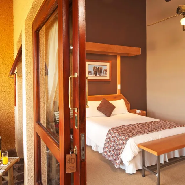 Standard, Double or Twin Bed, Hannah Game Lodge 1/4