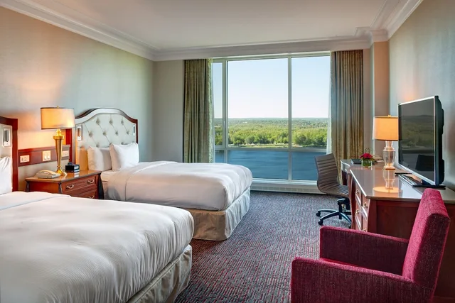 غرفة بسريرين كوين، Hilton Lac Leamy 4/7