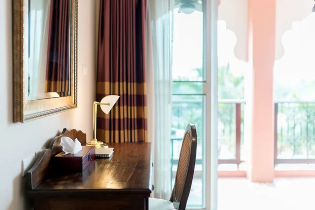 غرفة سوبيريور بسرير كوين بإطلالة على الحديقة بشرفة، Sheik Hotel 3/3