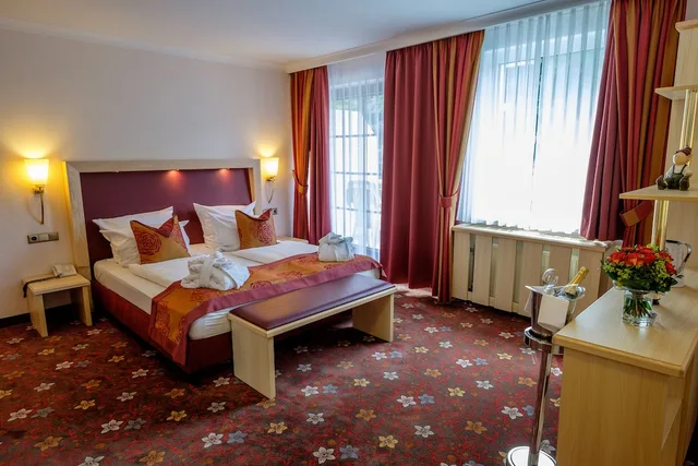 غرفة عائلية بسرير مزدوج مع أريكة، WALPURGISHOF 2/6