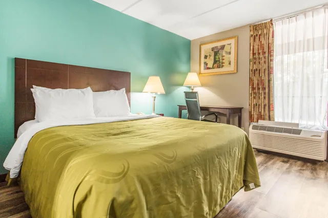 غرفة قياسية بسريرين كوين، Quality Inn And Suites Vidalia 2/8