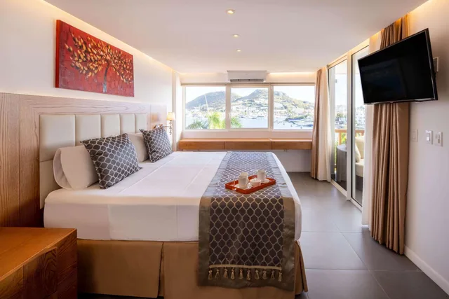 جناح تنفيذي بسرير كينج، Port de Plaisance Resort Trademark Collection by Wyndham 1/1