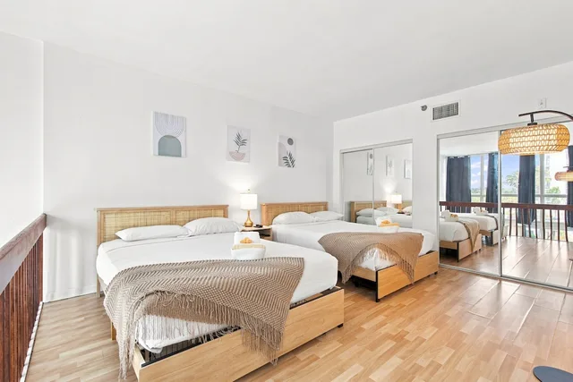 لوفت بسريرين كوين، Girasole Apartments 3/10