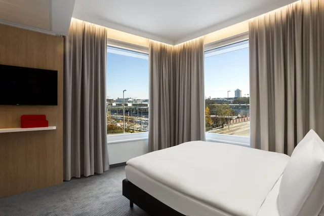 غرفة قياسية بسرير كوين، Holiday Inn Express MUNICH CITY WEST 4/10