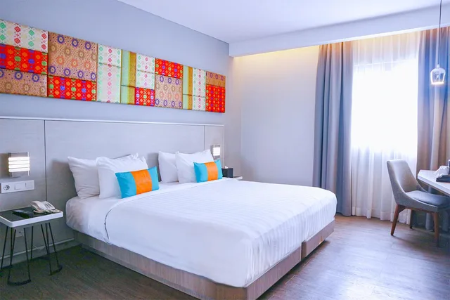 Hollywood, Deluxe، THE 1O1 PALEMBANG RAJAWALI 1/2