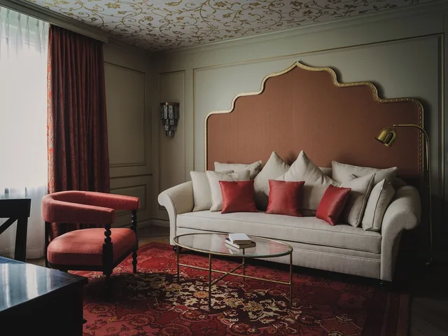 Grand, Suite, King Bed, Taj Hessischer Hof, Frankfurt 3/7
