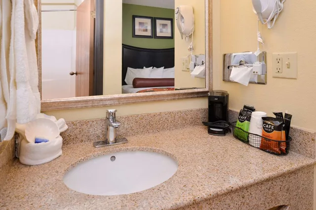 غرفة بسرير كينج، Best Western Canal Winchester Inn - Columbus South East 5/5