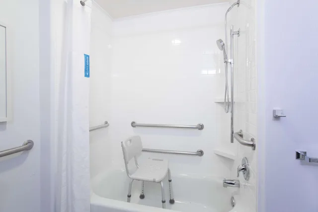 جناح بسرير كينج، Hampton Inn Suites Parker 3/4