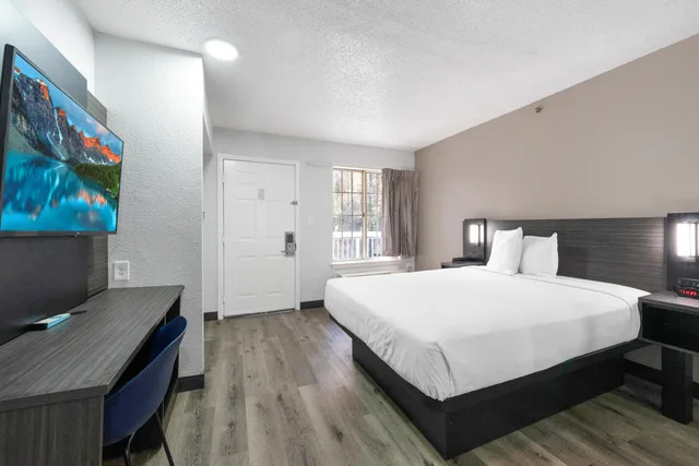 غرفة ديلوكس بسرير كوين، Studio6 Extended Stay - Tucker, GA - Atlanta Northlake 3/6