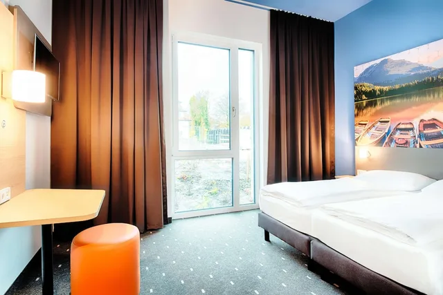 غرفة بسريرين منفصلين، B&B Hotel Kempten 4/9