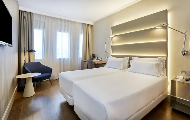 غرفة قياسية، Hotel NH Sants Barcelona 4/10