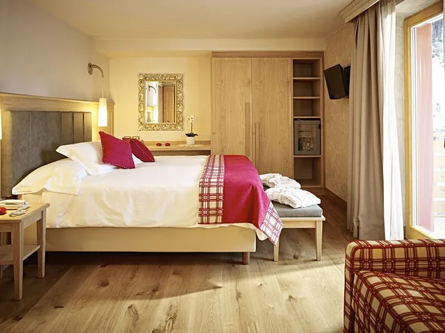 Family, 2 Queen Beds, Cerana Relax 2/4