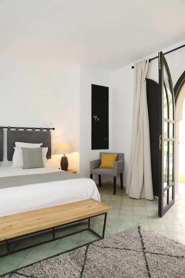 Superior, King Bed, Villa Al Assala La Palmerale 3/10