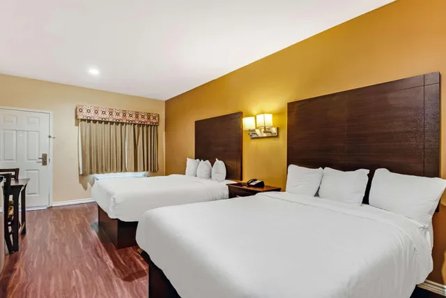 غرفة بسريرين كوين لذوي الإعاقة، Americas Best Value Inn - Houston / Fm 529 1/5