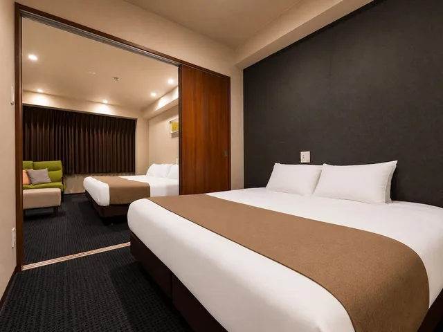 جناح كلوب بسرير كوين وسريرين مزدوجين بغرفة نوم واحدة بجاكوزي، Randor Residential Hotel Kyoto Suites 8/10