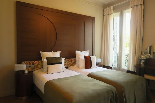 غرفة سوبيريور بسرير كوين، HOTEL D'ARGENSON 4/9